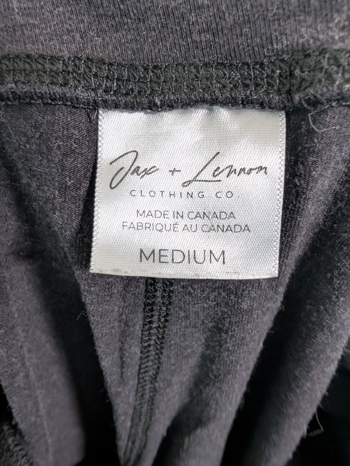 Jax + Lennon dark grey shorts - M