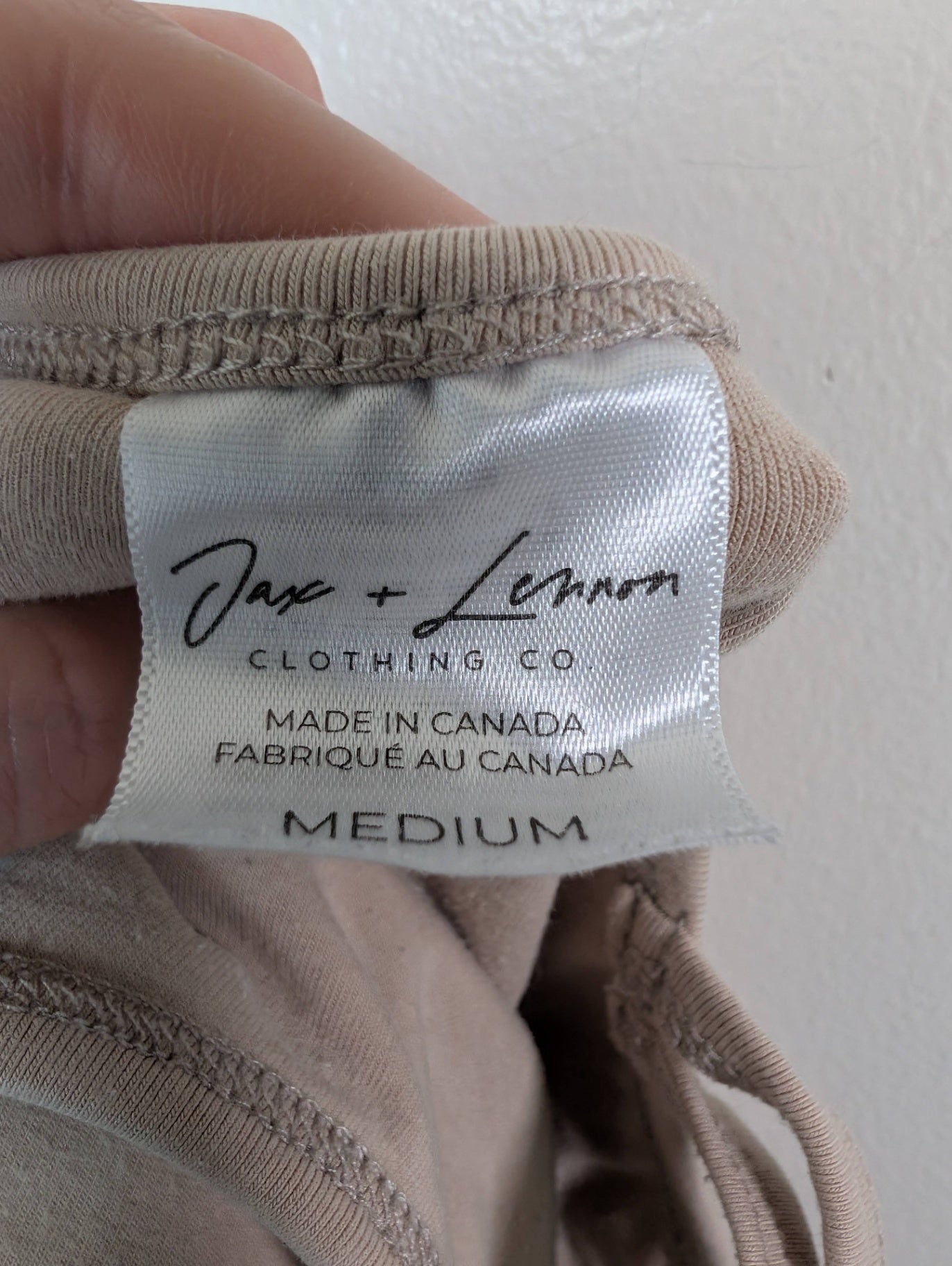 Jax + Lennon beige tank - M