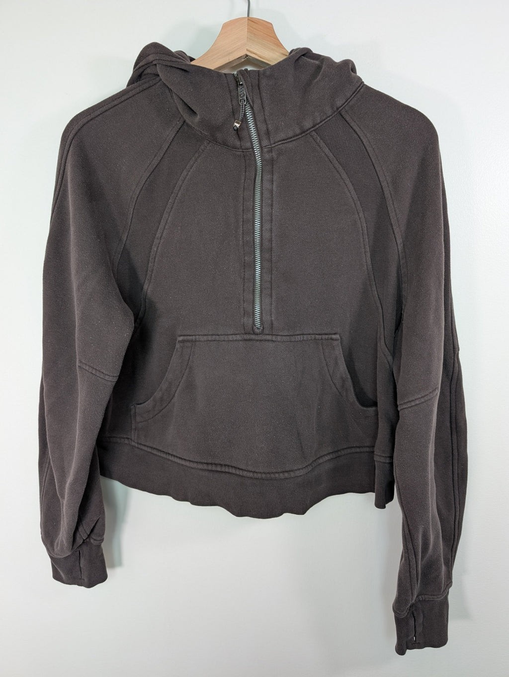 Lululemon brown scuba crop - M