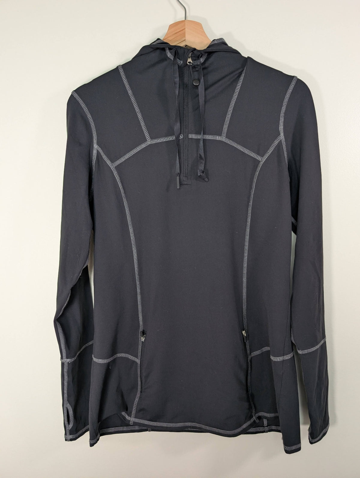 Kirkland Signature pullover - M