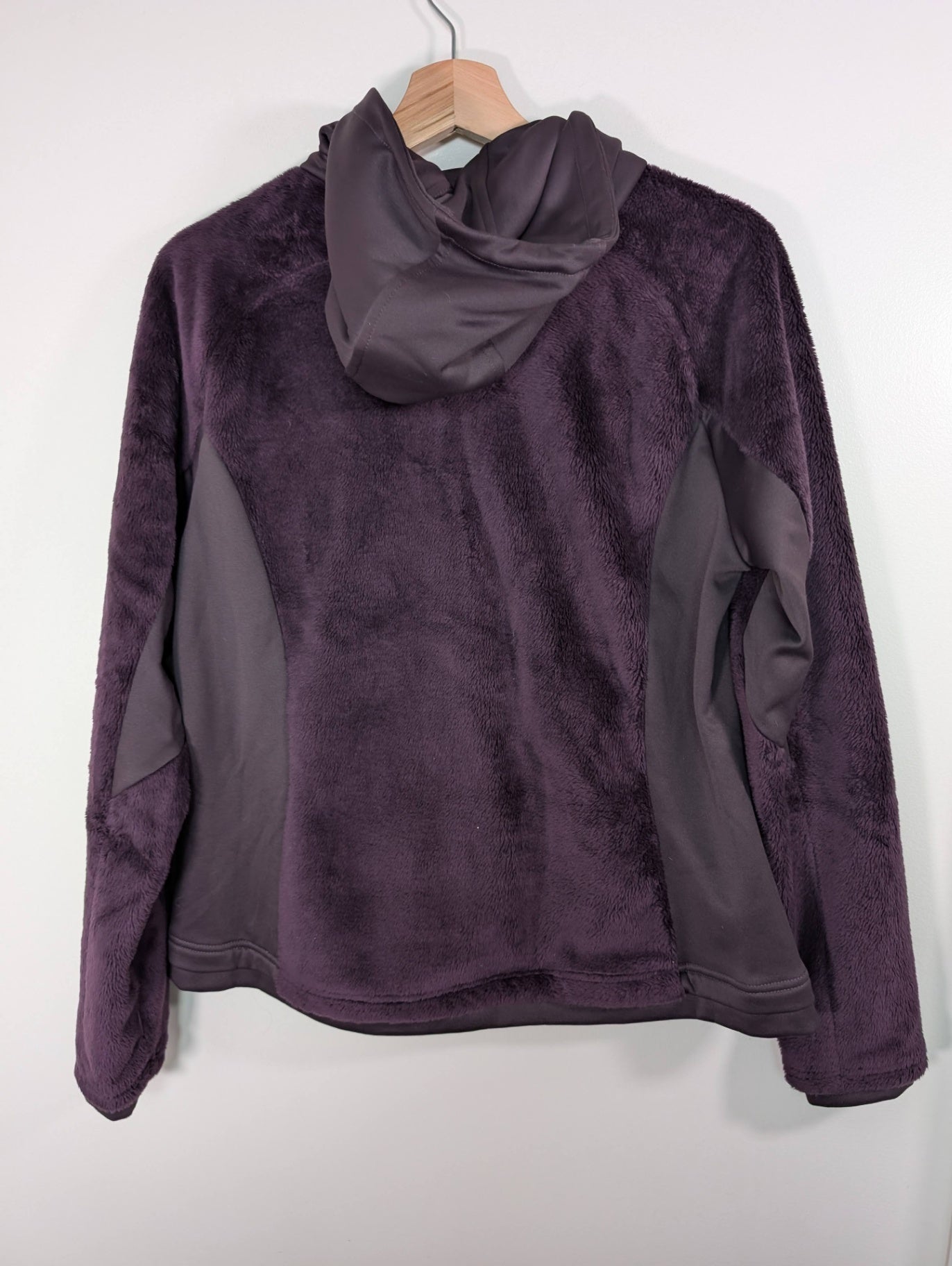 Eddie Bauer purple zip - L