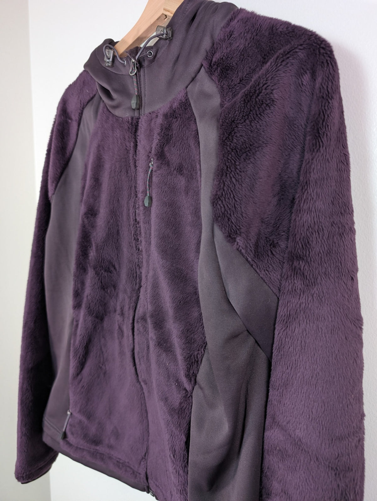 Eddie Bauer purple zip - L