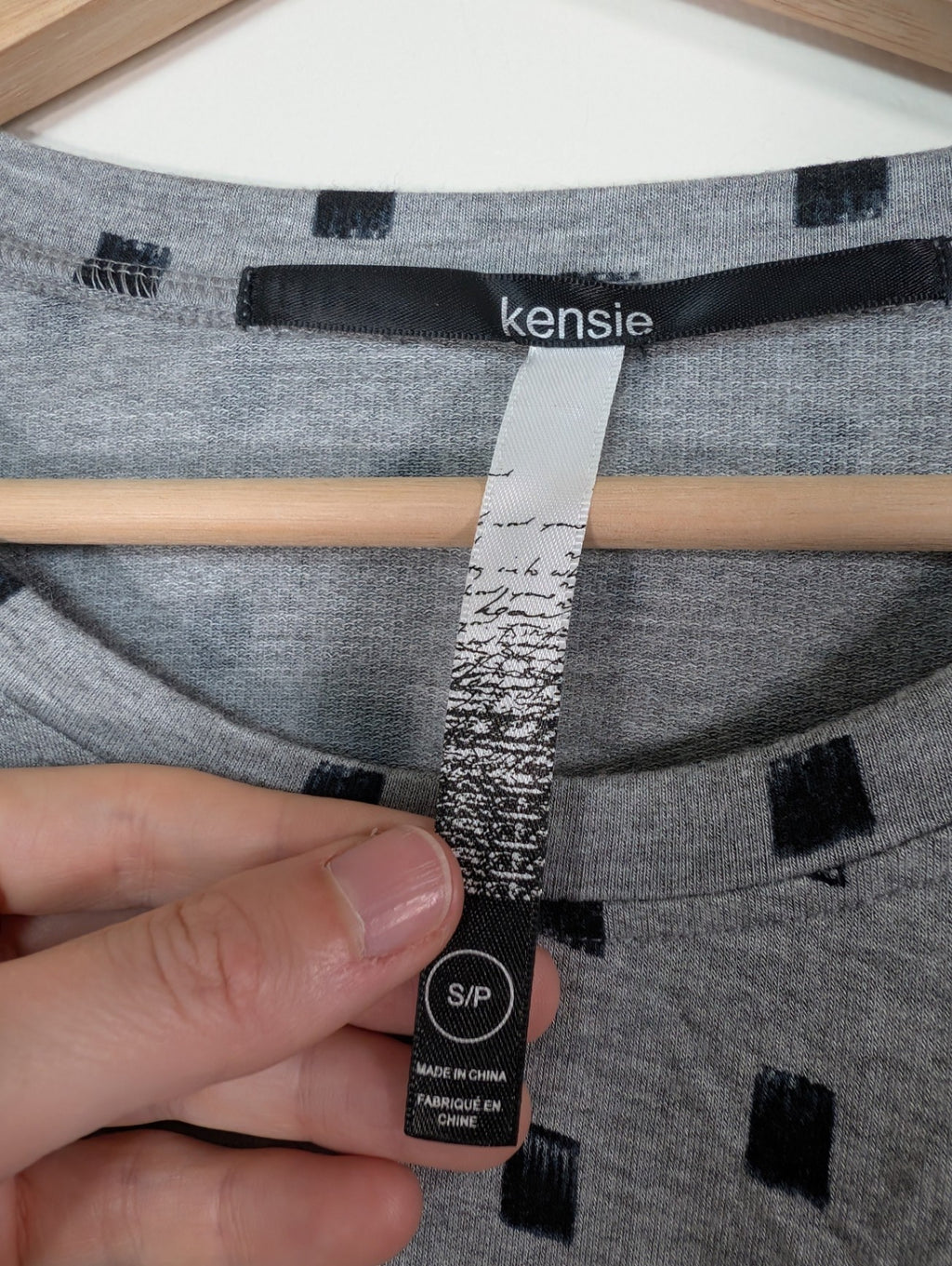 kensie grey polka-square shirt - S
