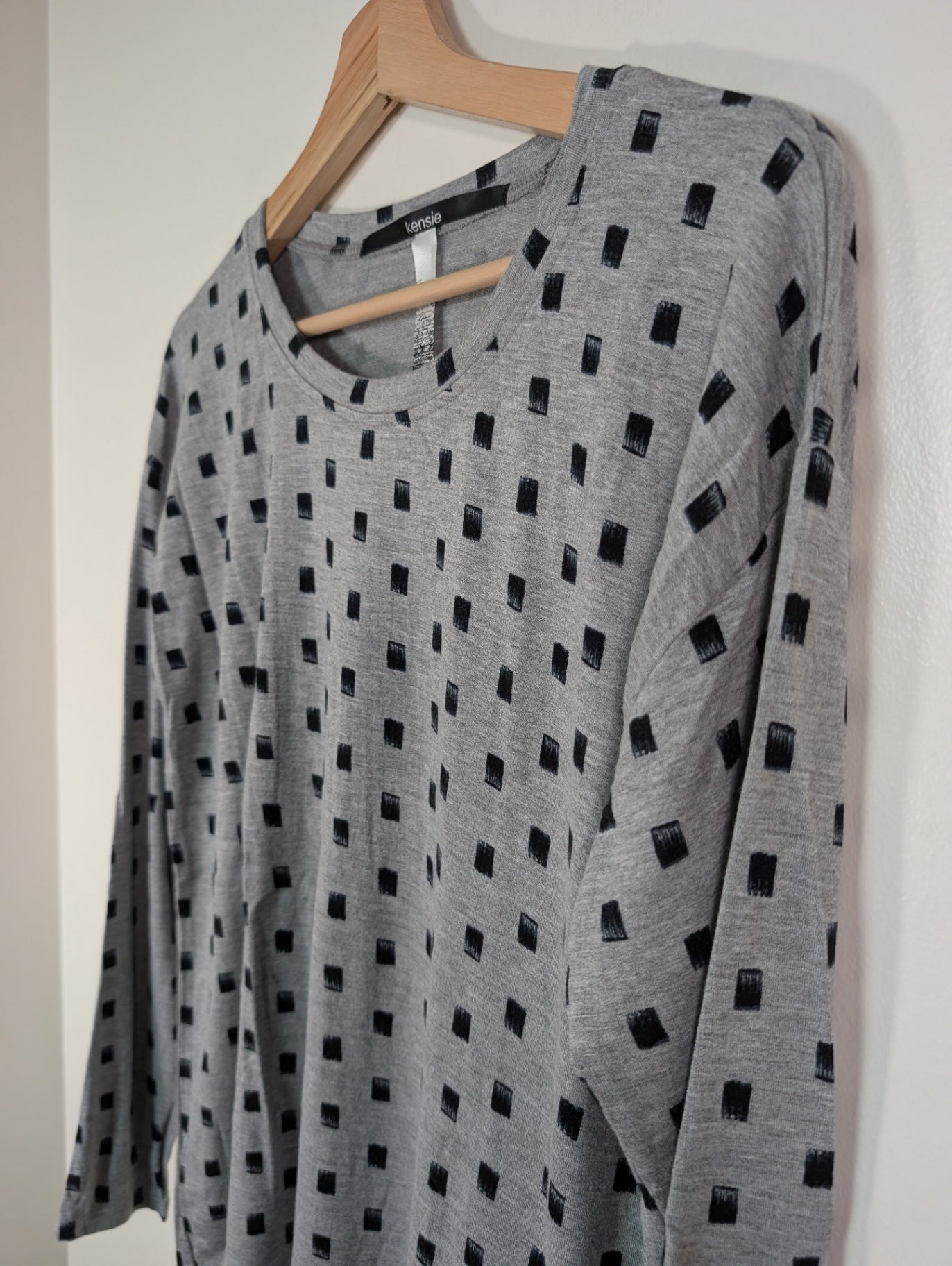 kensie grey polka-square shirt - S