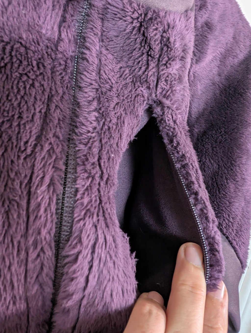 Eddie Bauer purple zip - L