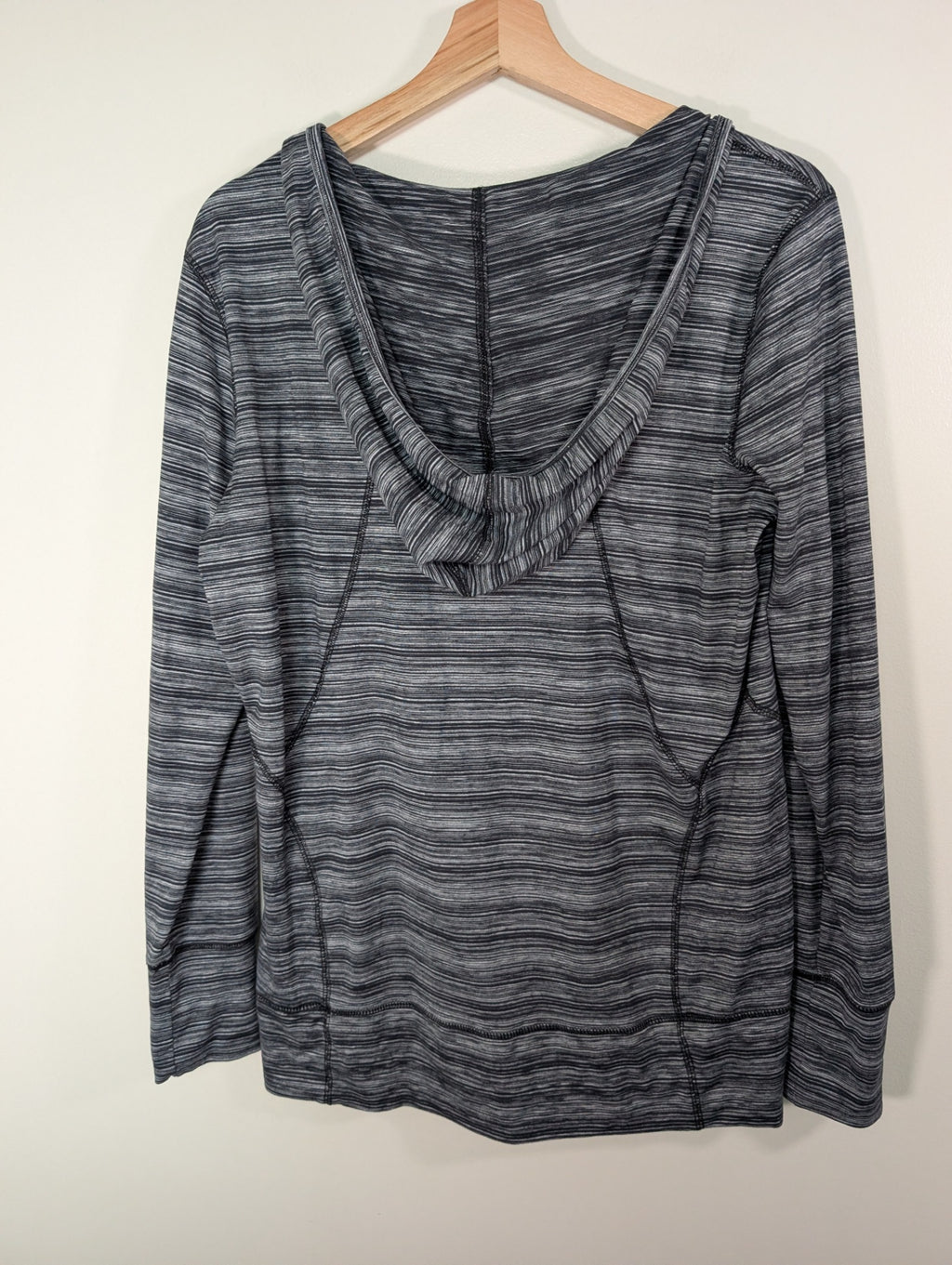 Champion striped pullover - L