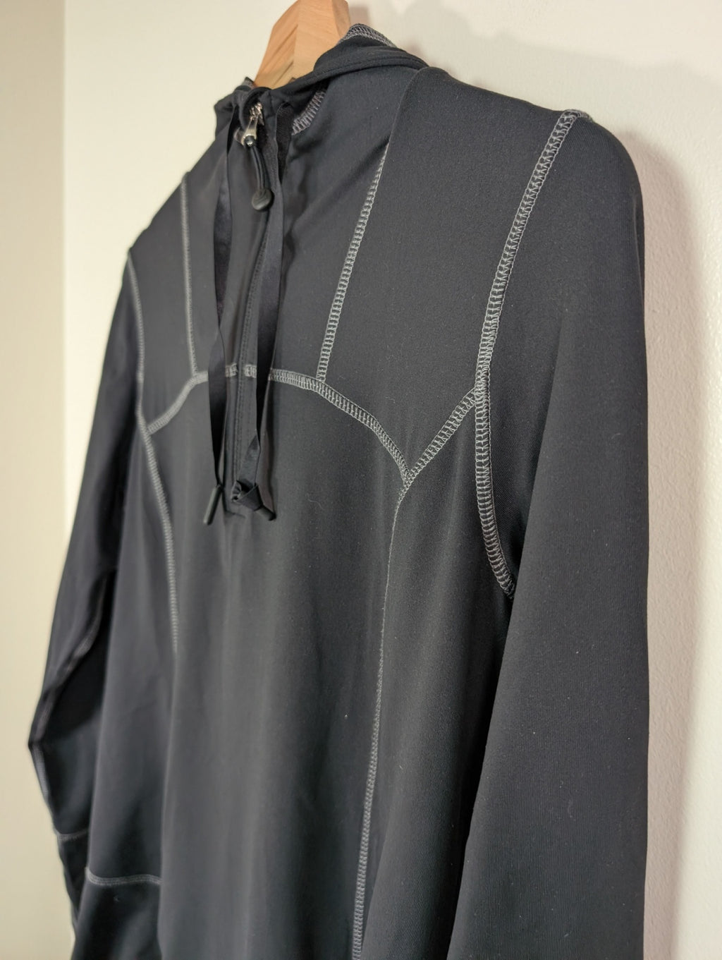 Kirkland Signature pullover - M