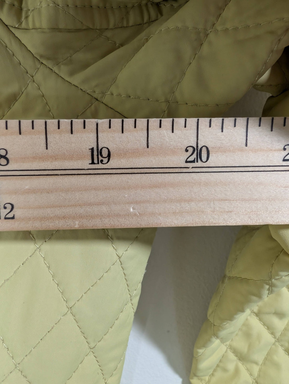 Hugo Boss quilted jacket - Appears M