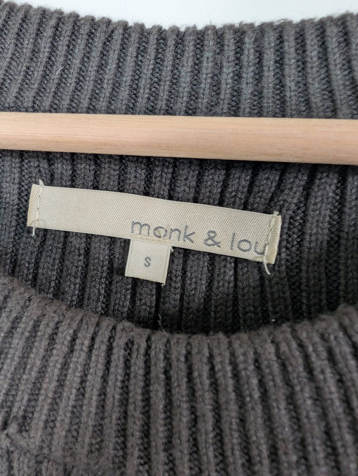 Monk & Lou cashmere blend tank - S