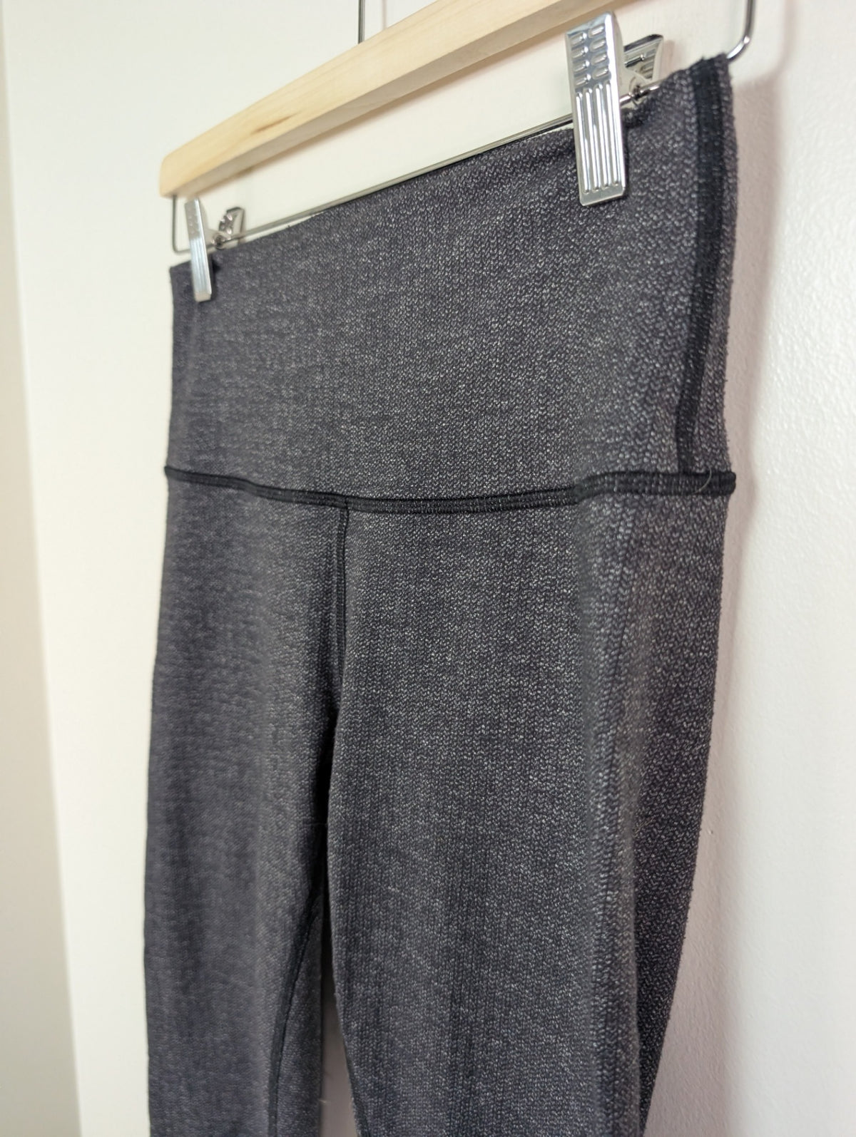Lululemon grey leggings - 6