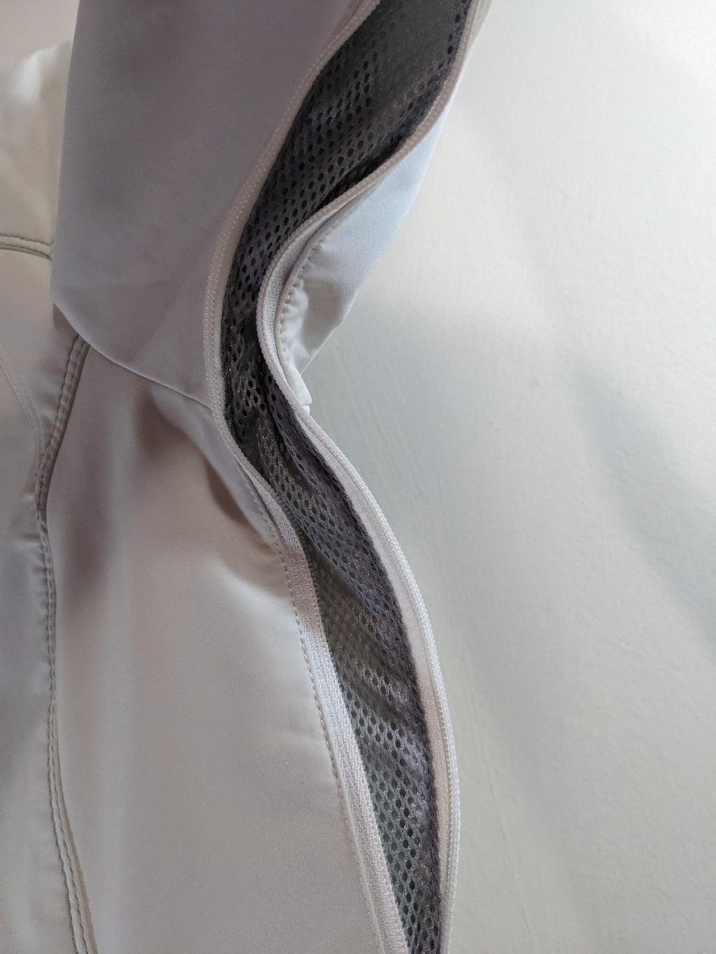 VAUDE White Jacket - sz 38/S