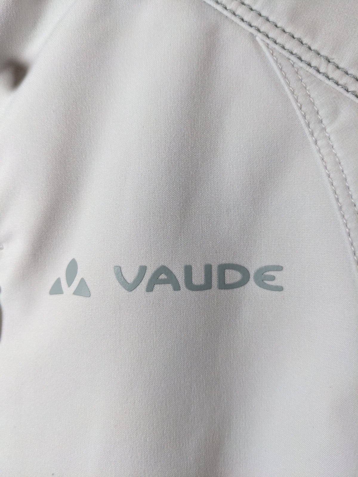 VAUDE White Jacket - sz 38/S