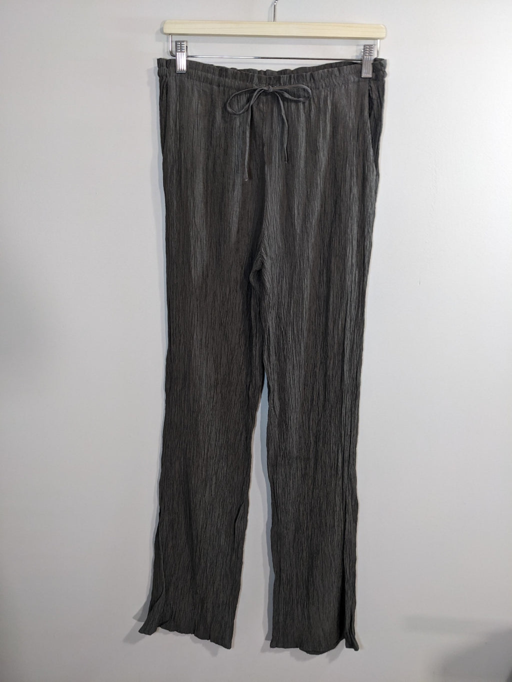 ZARA Crinkle Pants - M
