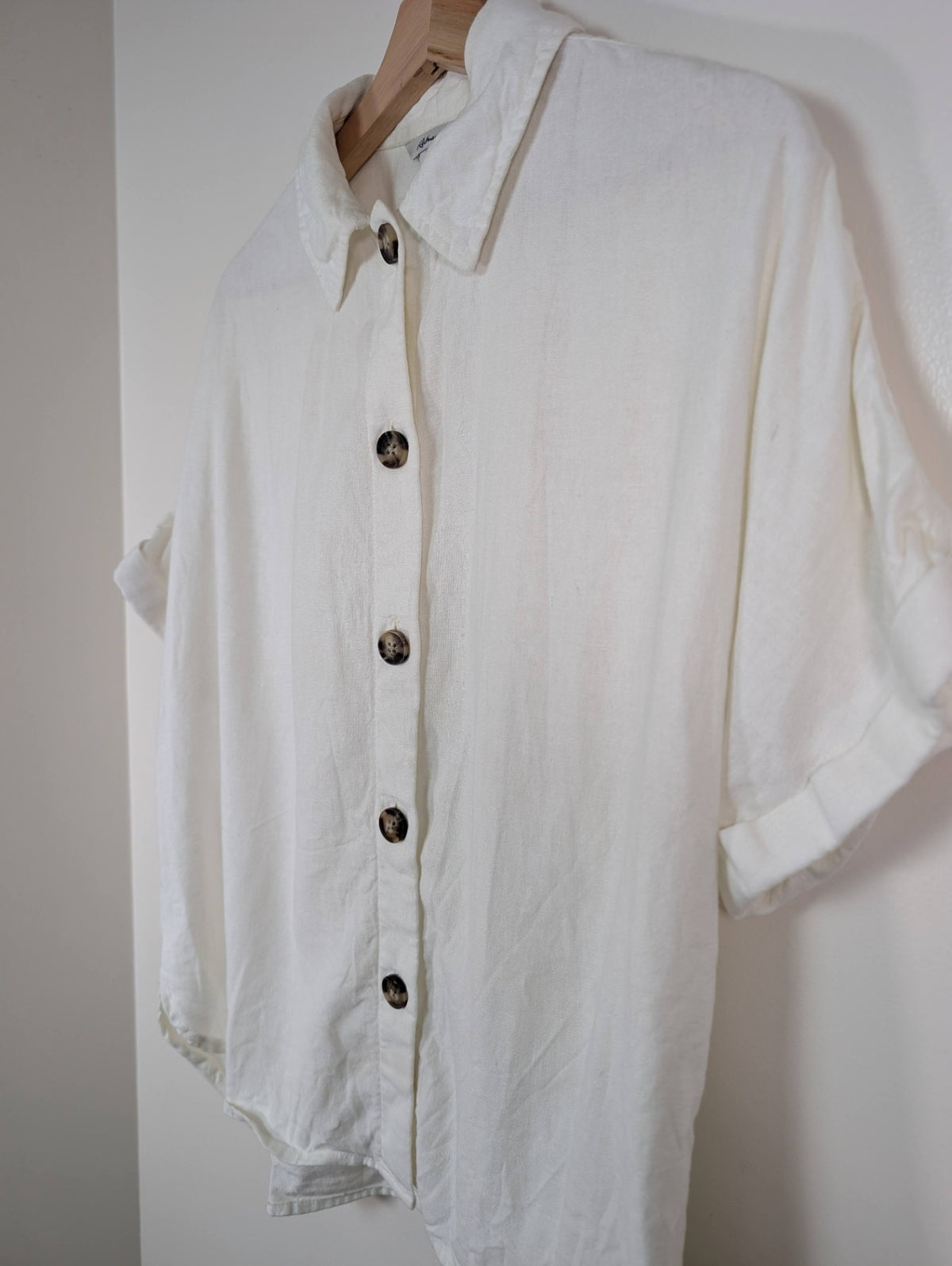 Reitmans white blouse - S