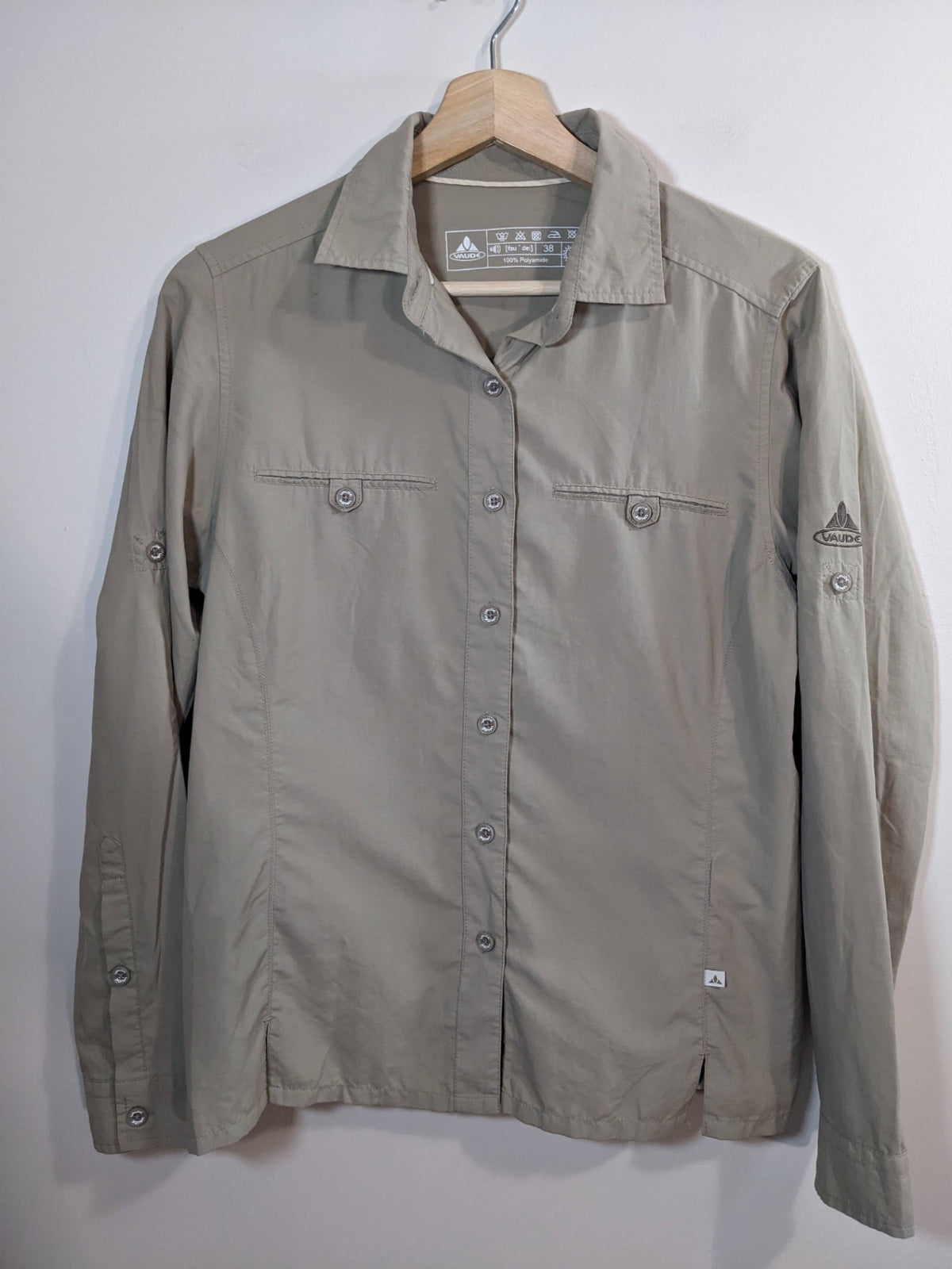 VAUDE Khaki Button Down Shirt - sz 38