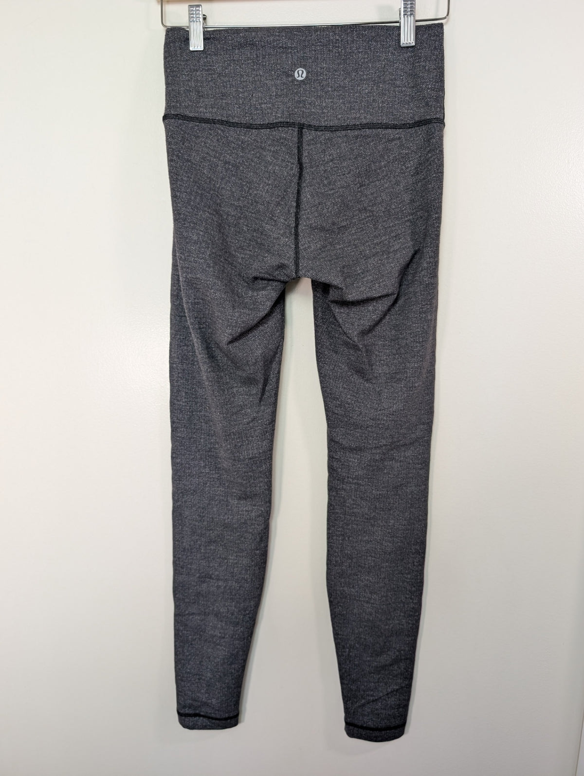 Lululemon grey leggings - 6