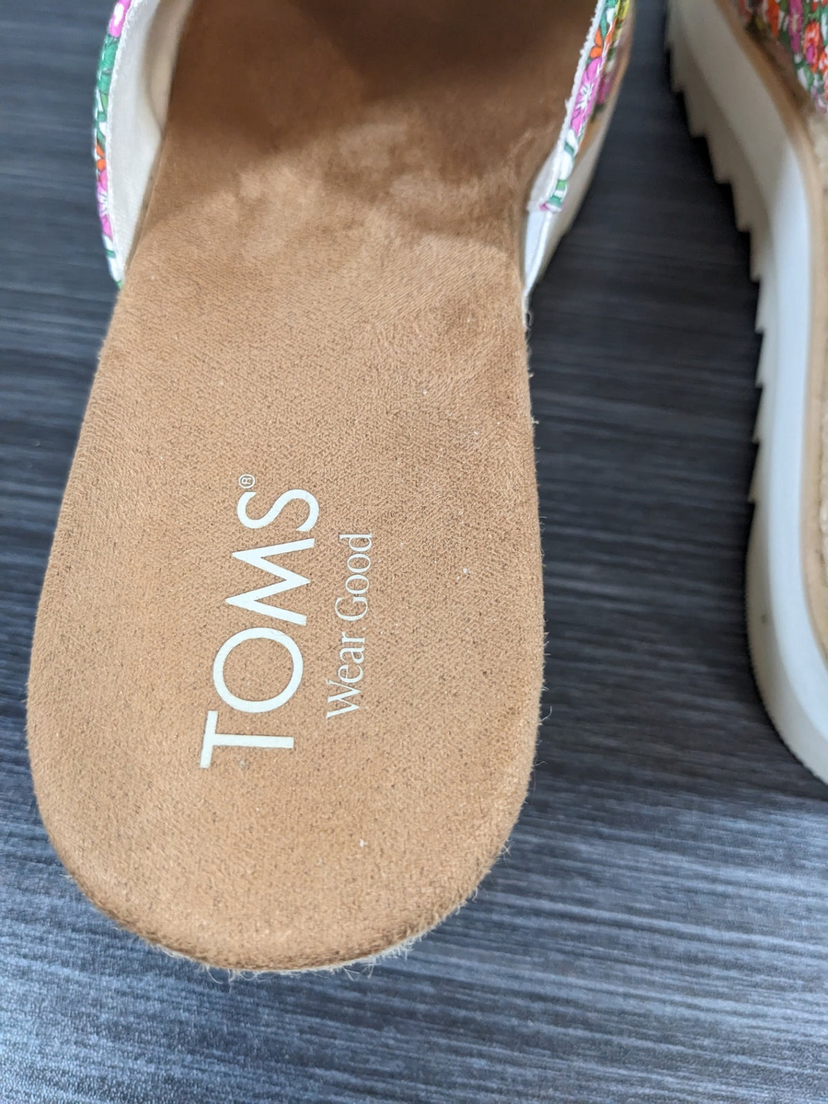 TOMS Floral Wedge Sandals- sz 10