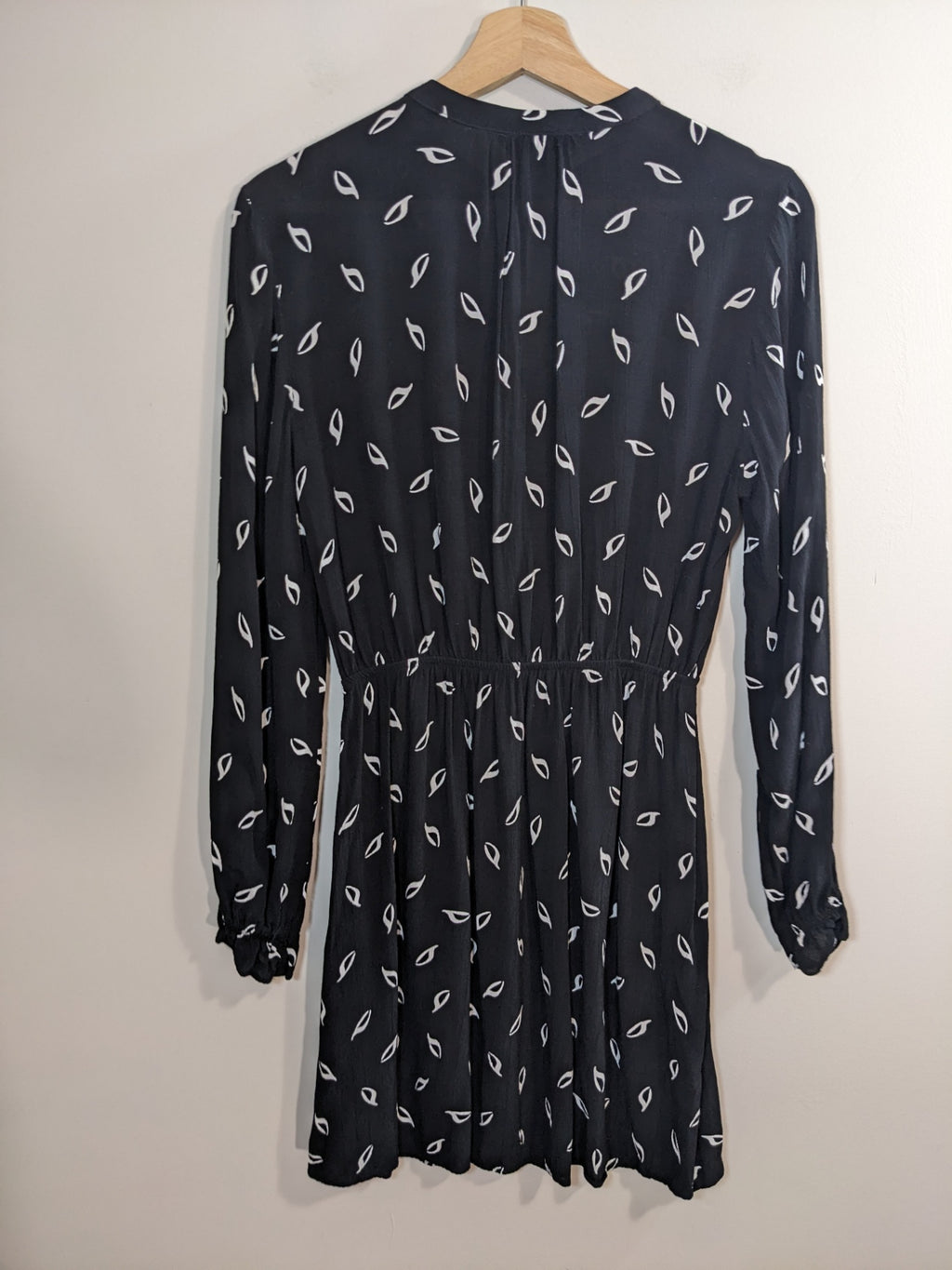 H&M Black Pattern Dress - M