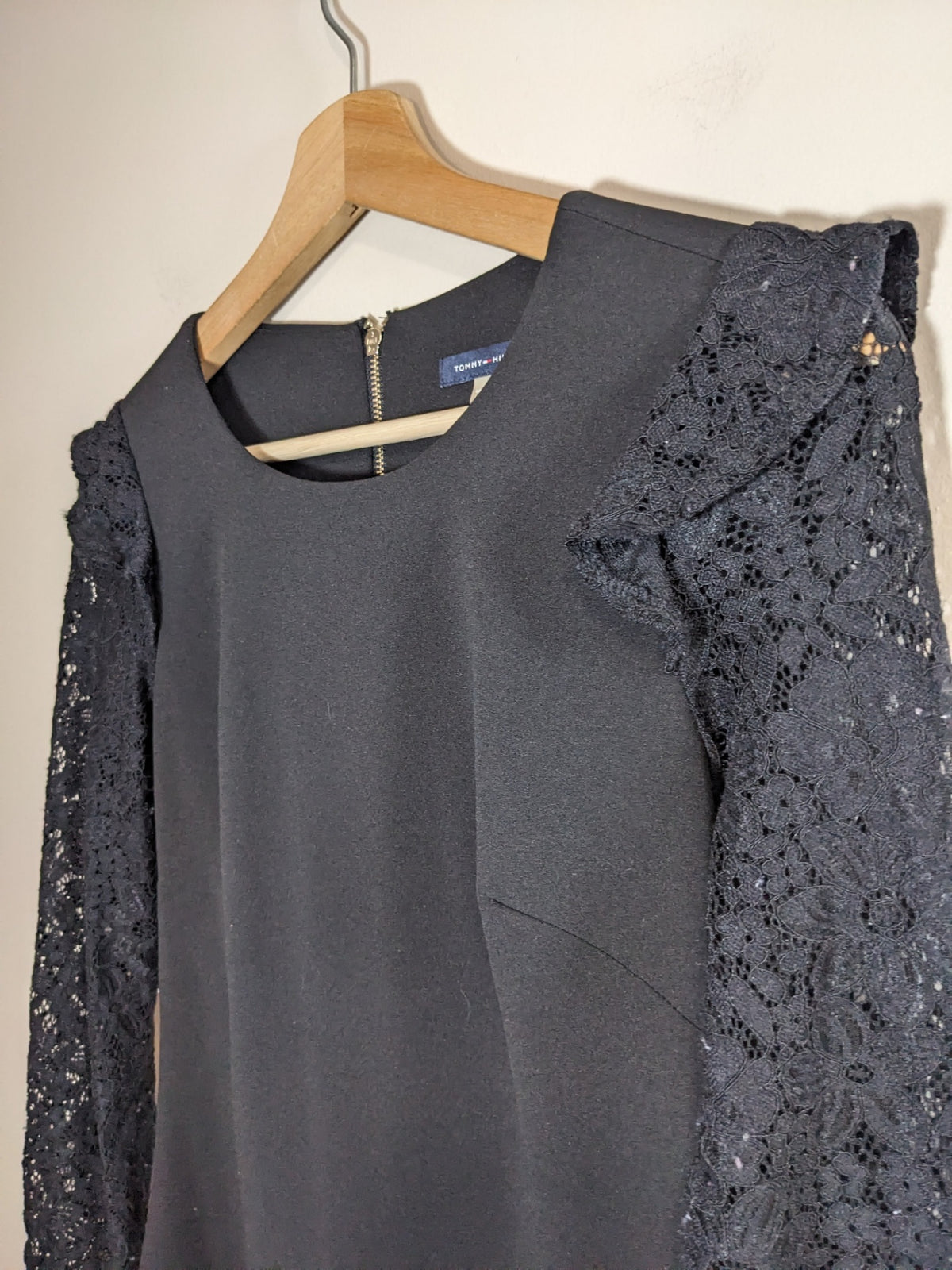 TOMMY HILFIGER Black Dress - sz 2