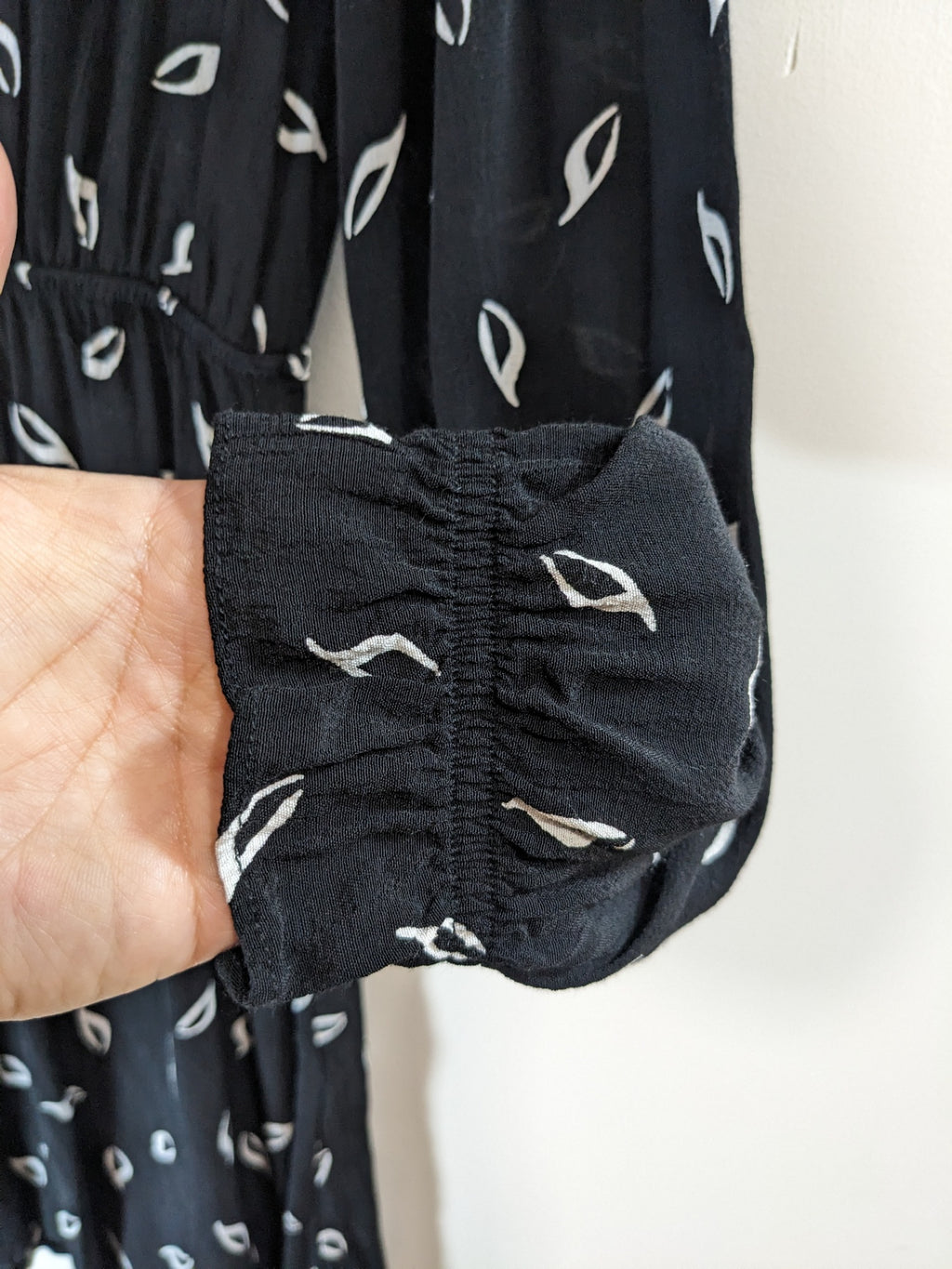 H&M Black Pattern Dress - M