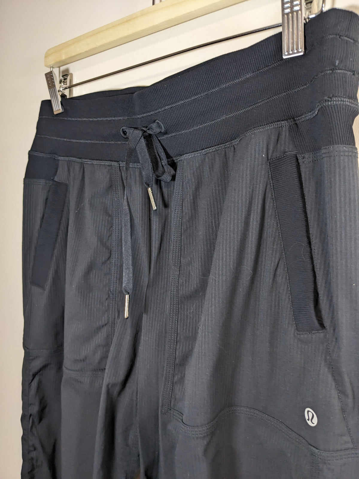 Lululemon Black Dance Studio Pants - sz 8