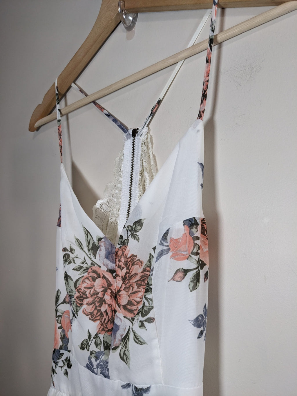Streetwear Society White Floral Maxi Dress - S