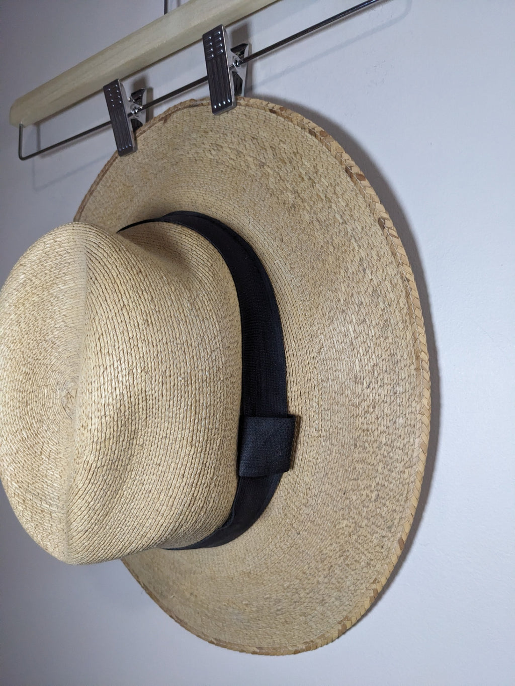 Brown Brim Hat- appears medium