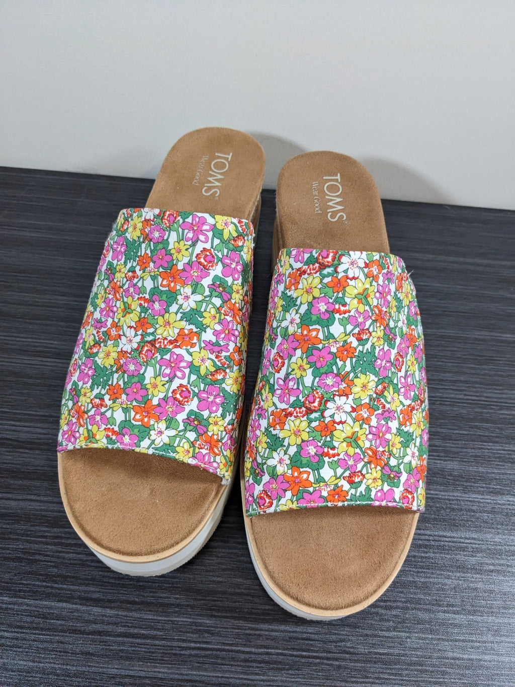TOMS Floral Wedge Sandals- sz 10