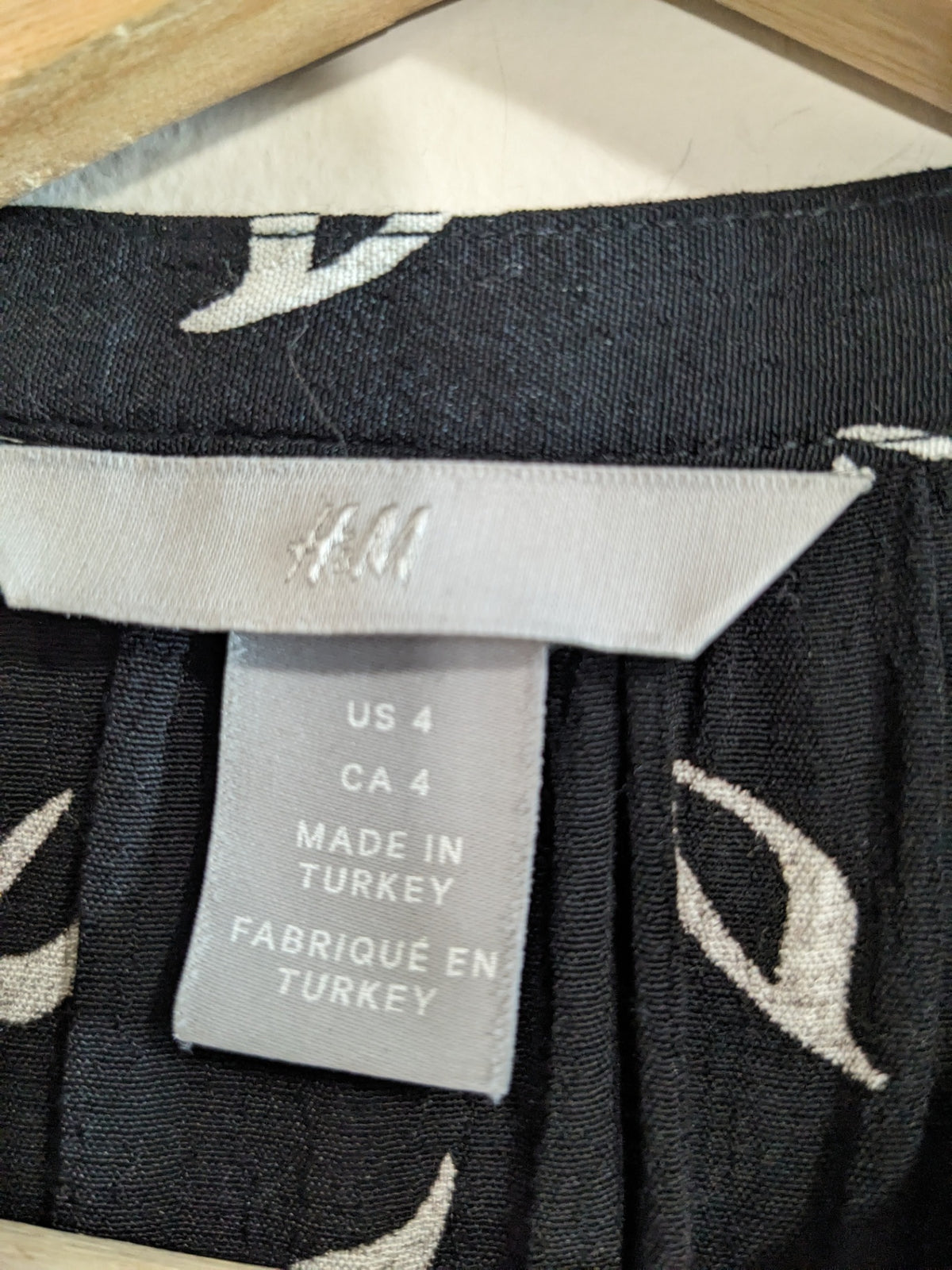 H&M Black Pattern Dress - M