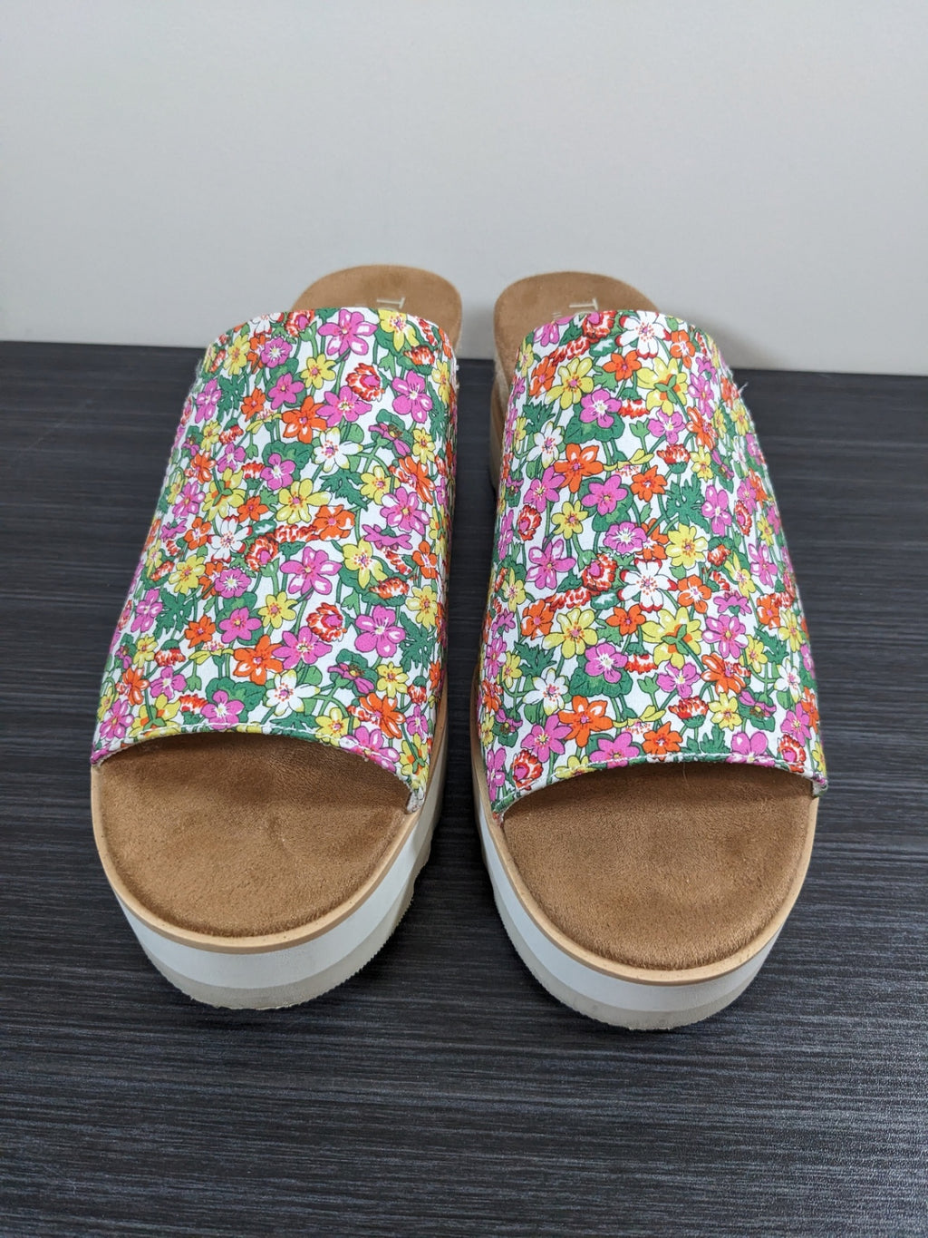 TOMS Floral Wedge Sandals- sz 10