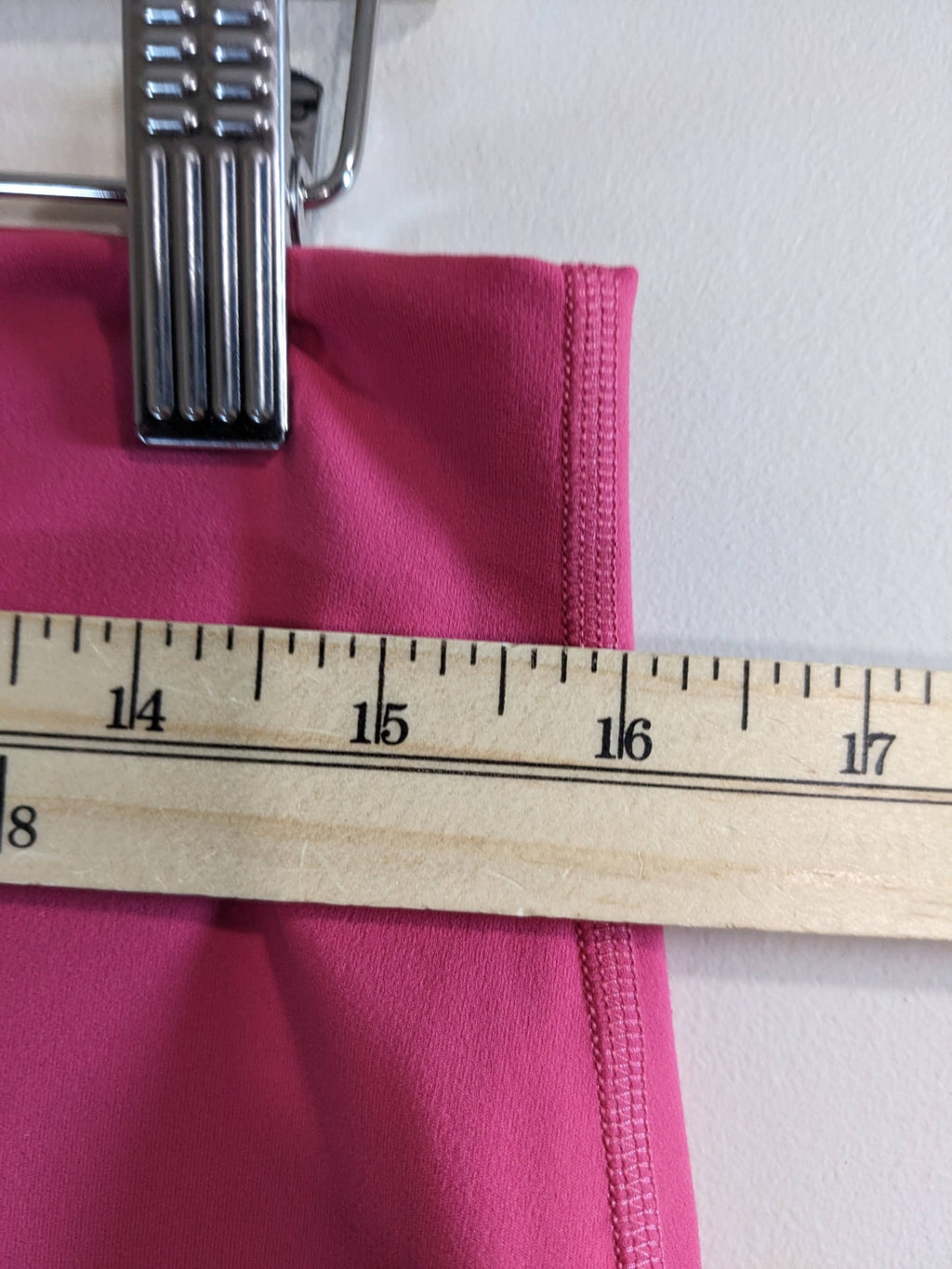 Lululemon Pink Capri Leggings - sz 14
