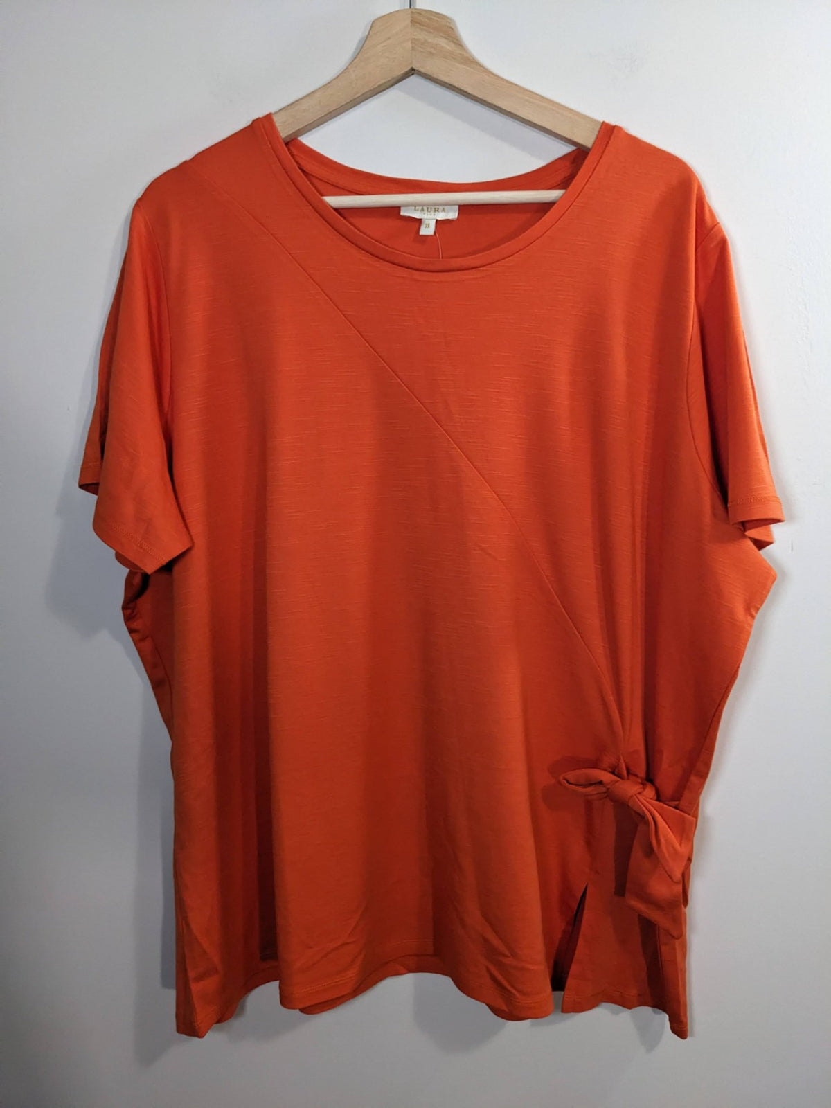 NWT LAURA PLUS Orange Tie T-Shirt - 2X
