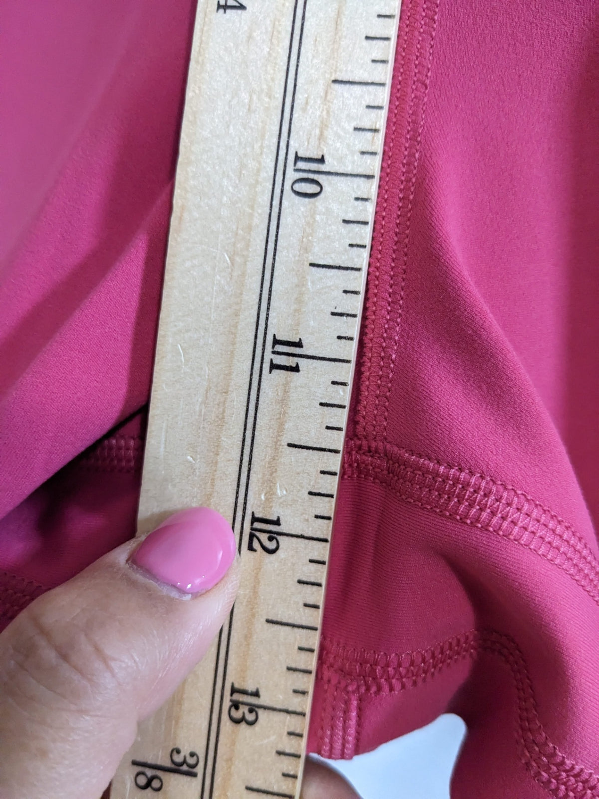 Lululemon Pink Capri Leggings - sz 14