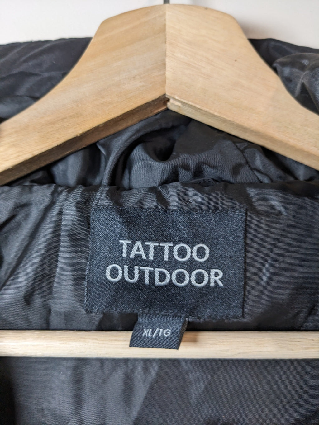 TATTOO OUTDOOR Black Puff Vest - XL