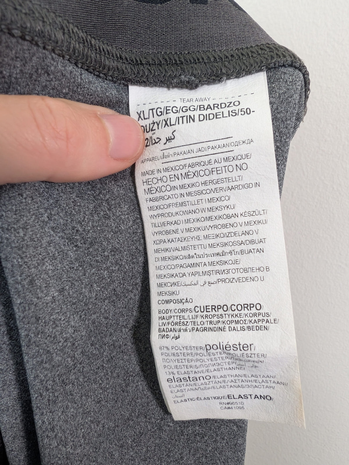 Under Armour shorts - XL