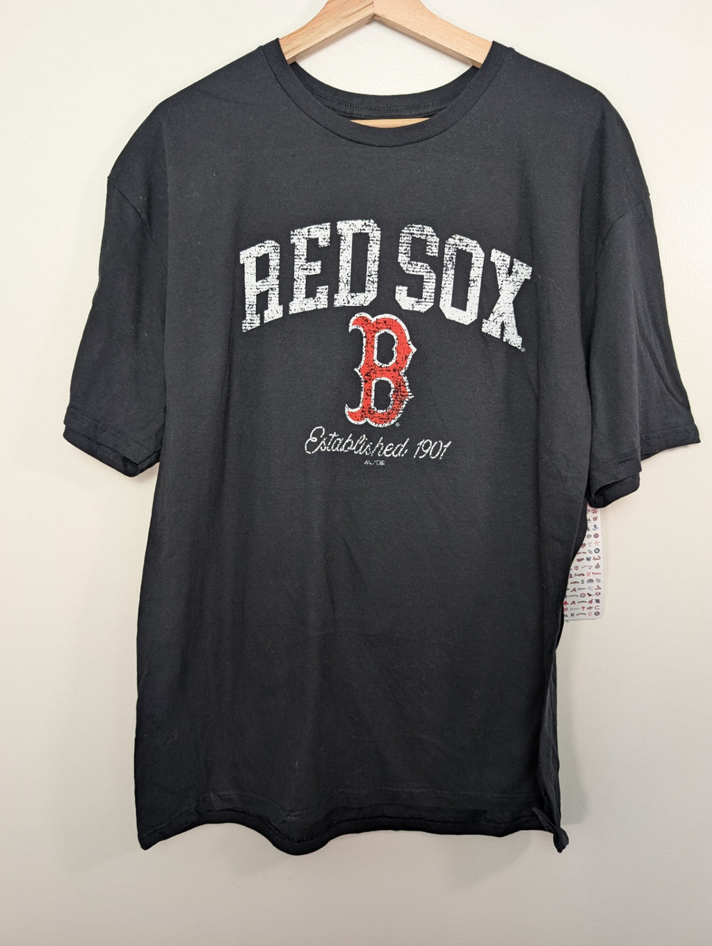 NWT Boston Red Sox t-shirt - XL