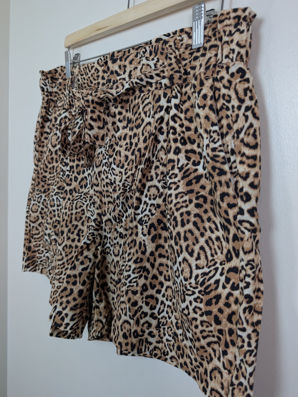 NWT Joe Fresh cheetah shorts - XL