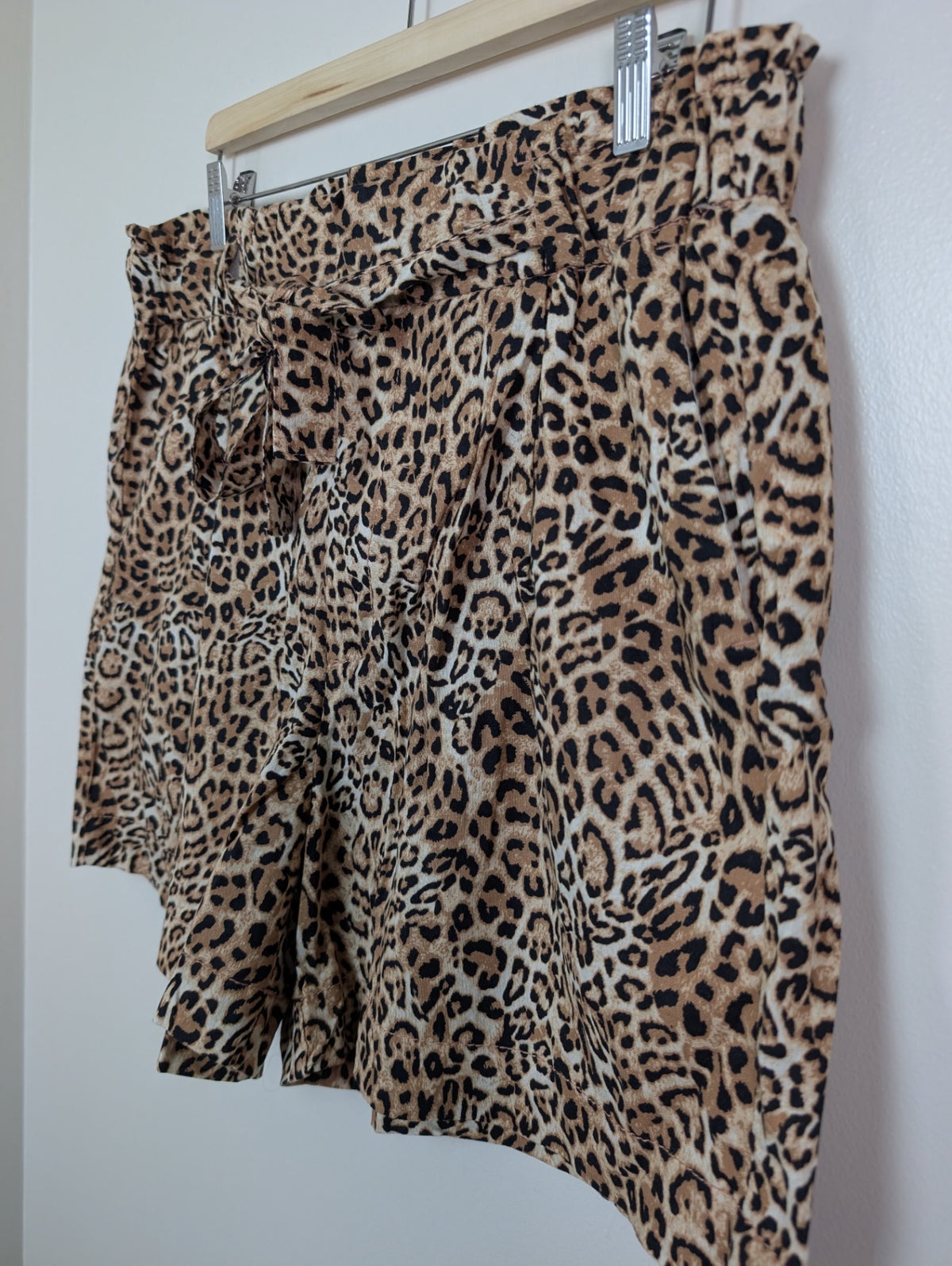 NWT Joe Fresh cheetah shorts - XL