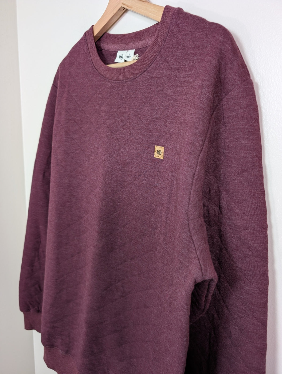 NWT 10Tree crewneck - L