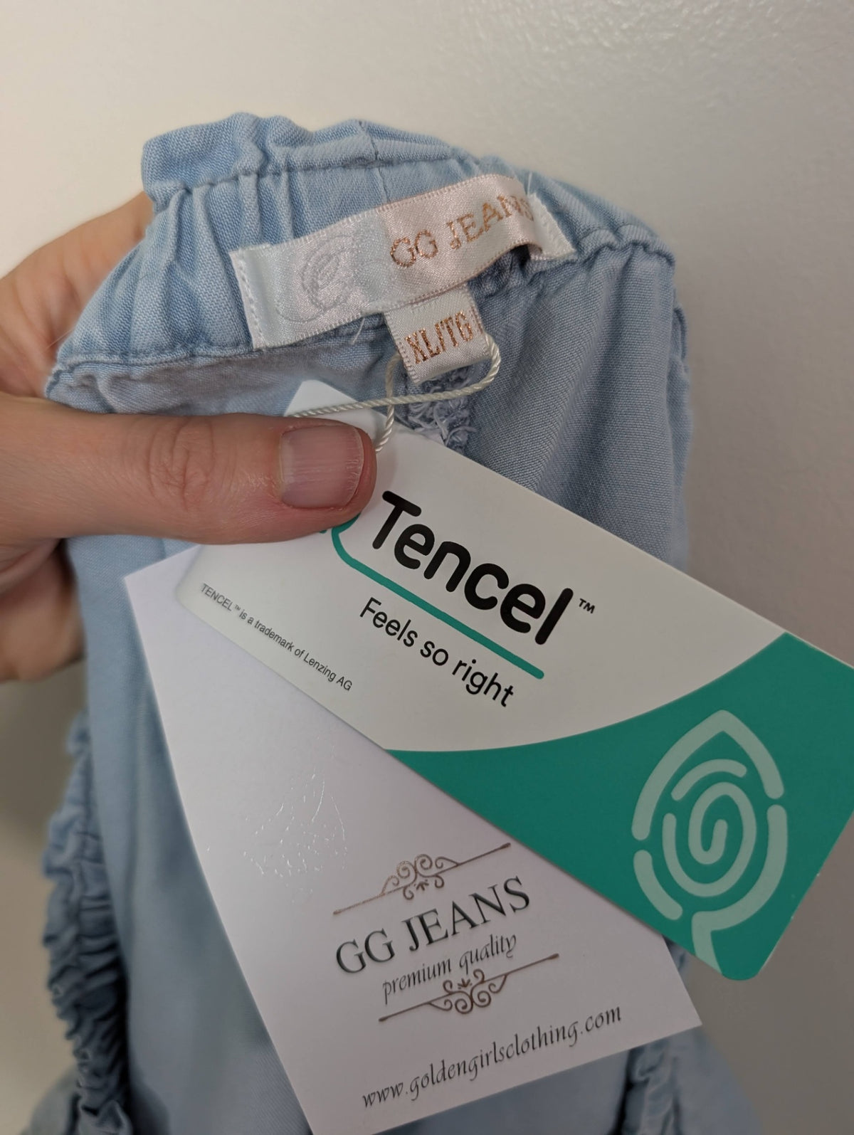 NWT GG Jeans blue shorts - XL