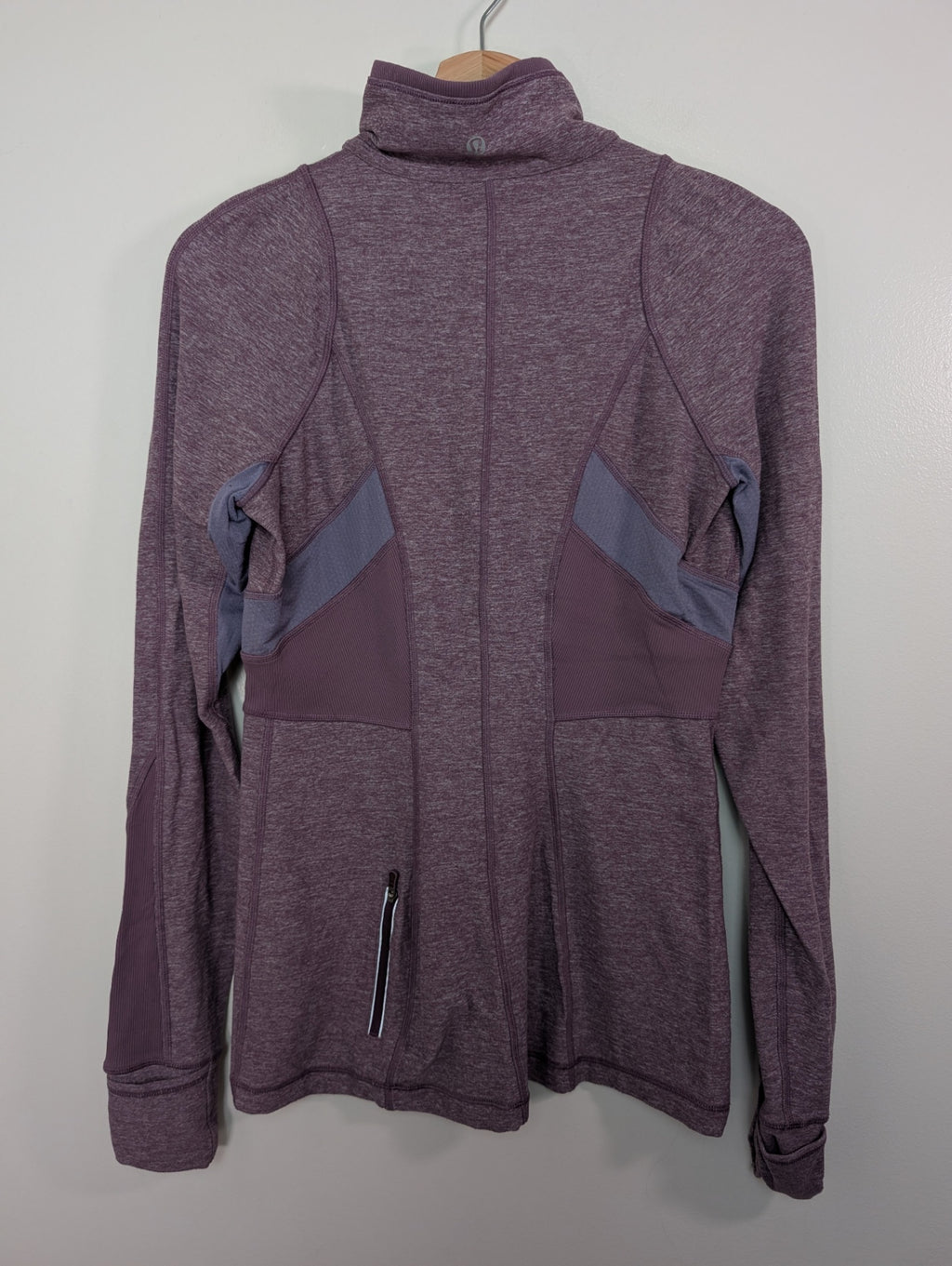 Lululemon pullover - 8