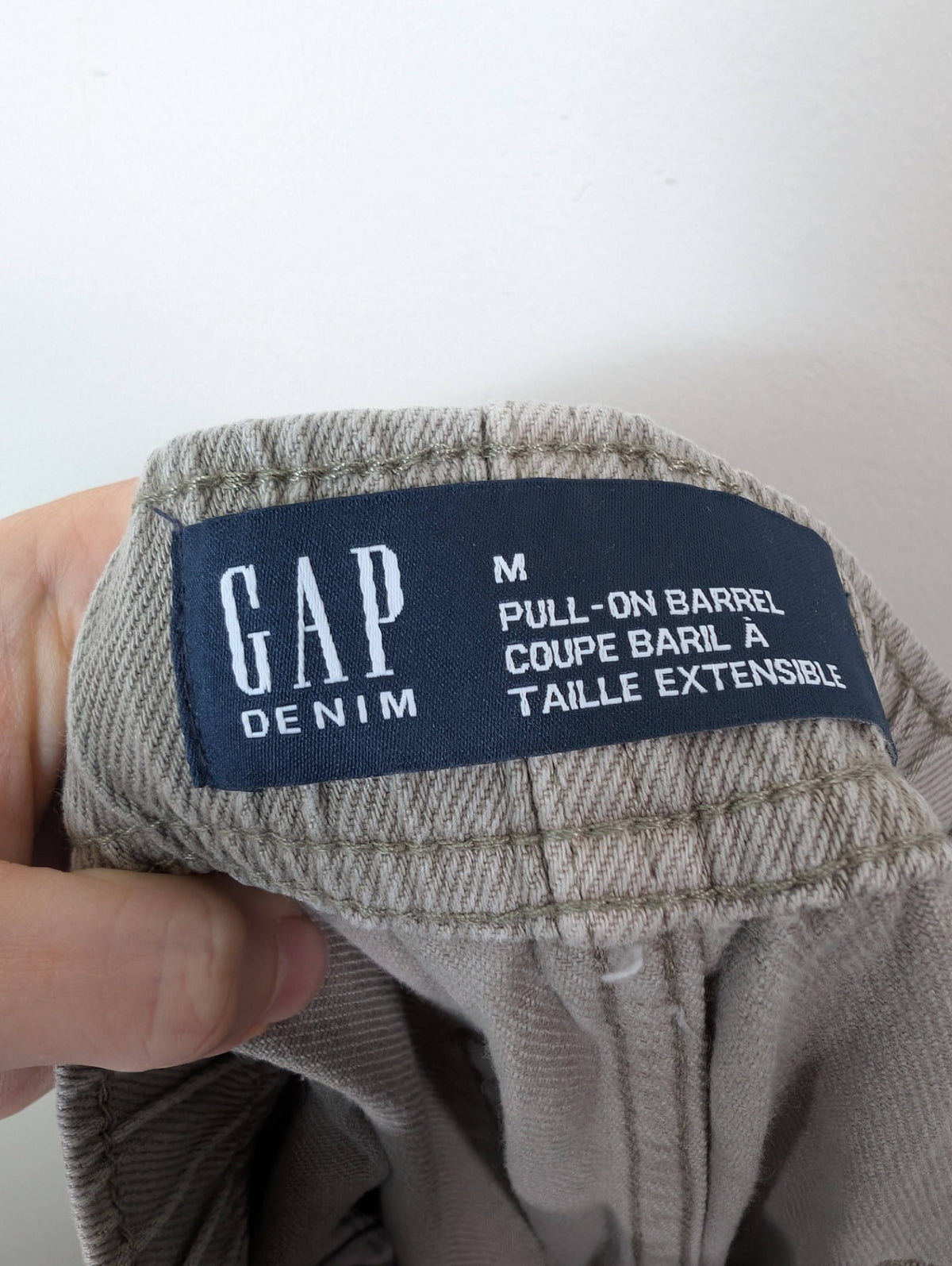 Gap pull-on barrel pant - M