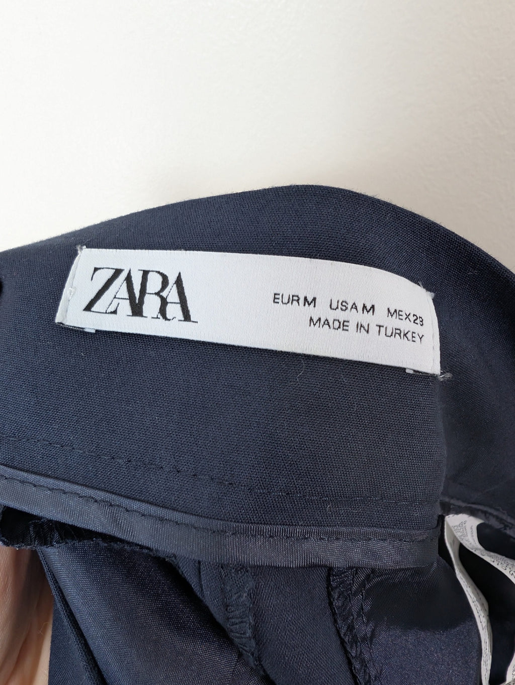 Zara navy shorts - M