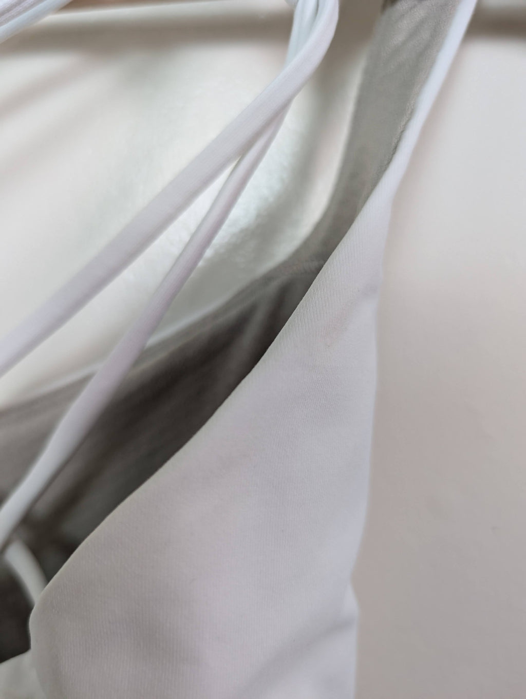 Lululemon free to be bra - 10