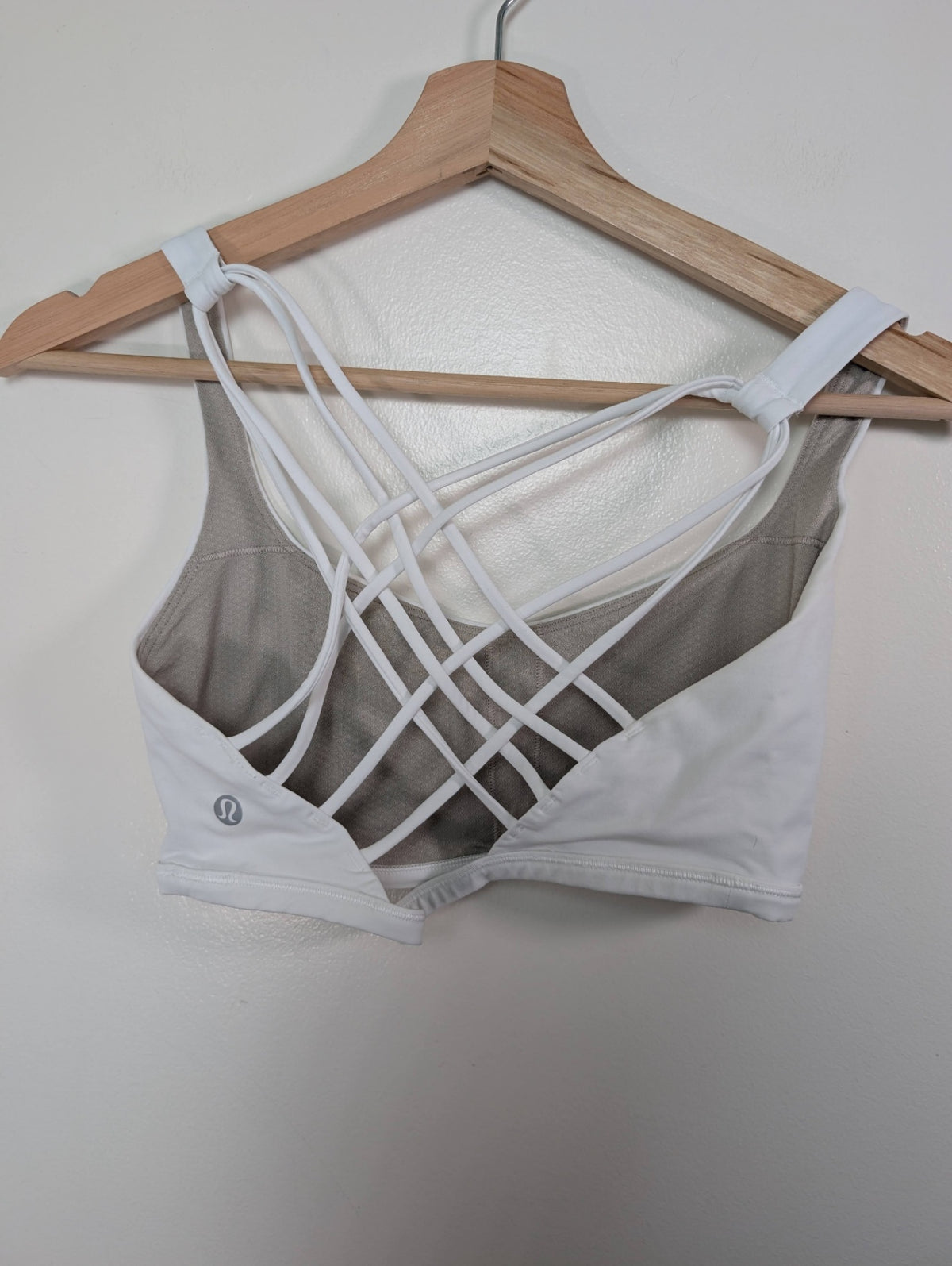 Lululemon free to be bra - 10