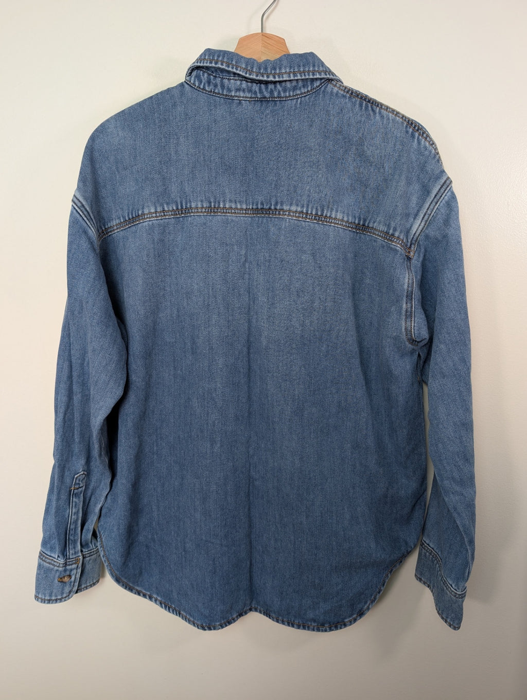 Joe Fresh denim button up - M