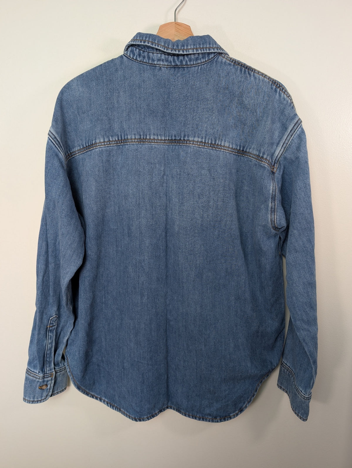 Joe Fresh denim button up - M