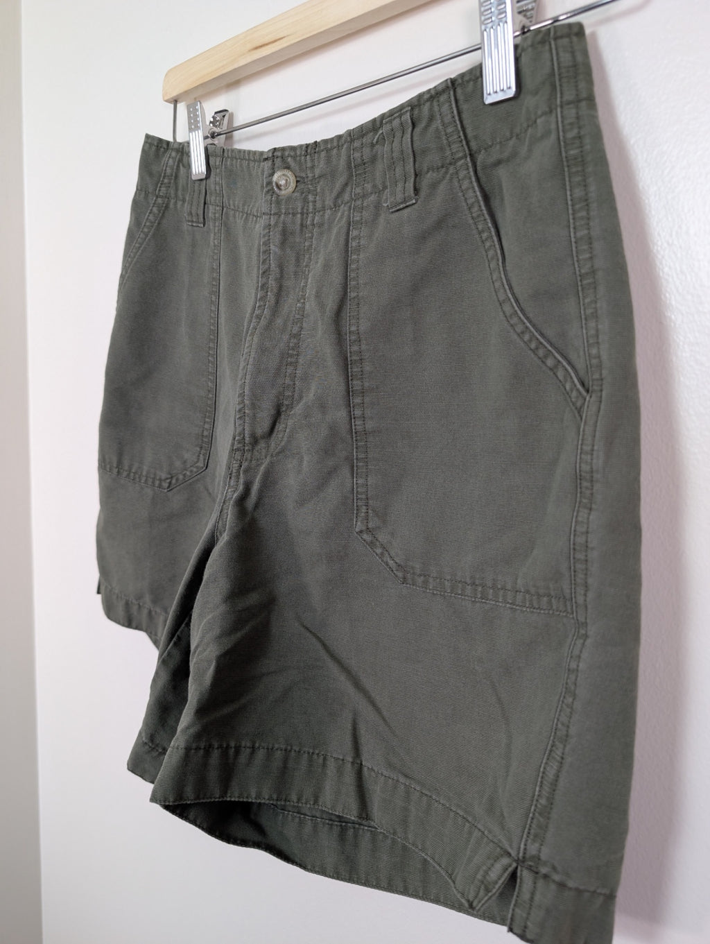 Columbia green shorts - 6