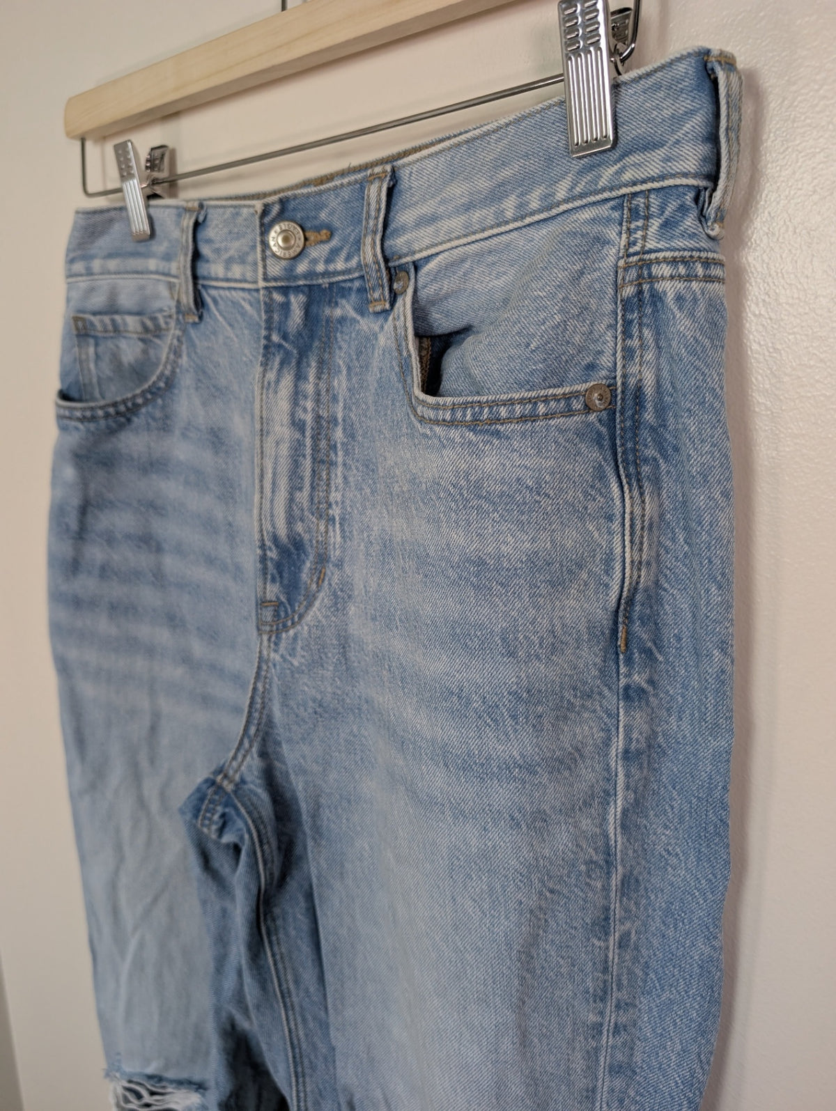 American Eagle jeans - 6 Long
