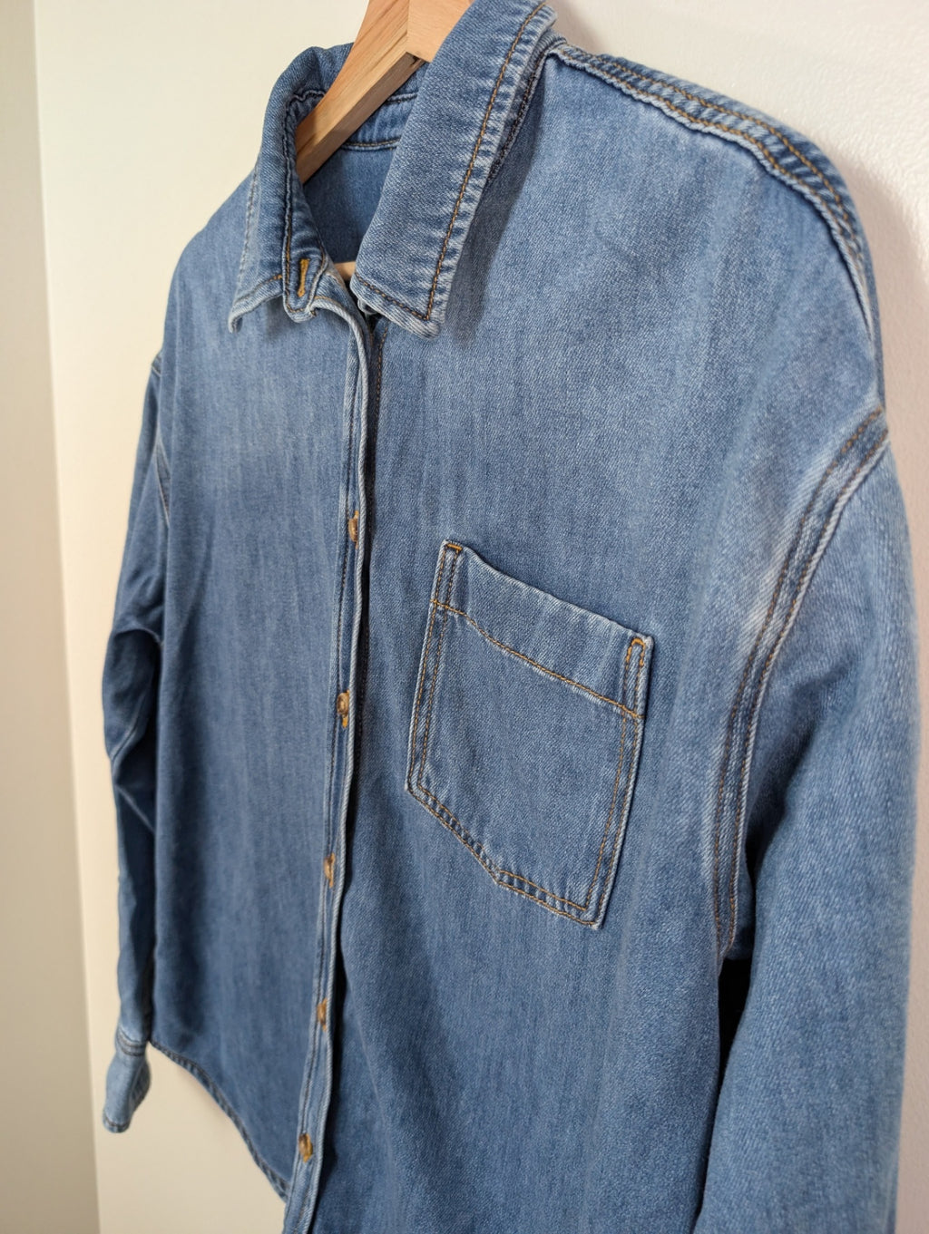 Joe Fresh denim button up - M